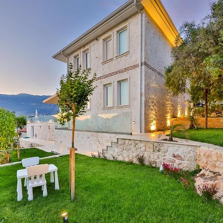 Peninsula Gardens Vila